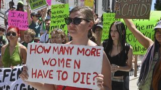 Les lois anti-avortement ne sont pas "pro-vie" mais anti-femmes : la preuve au Texas