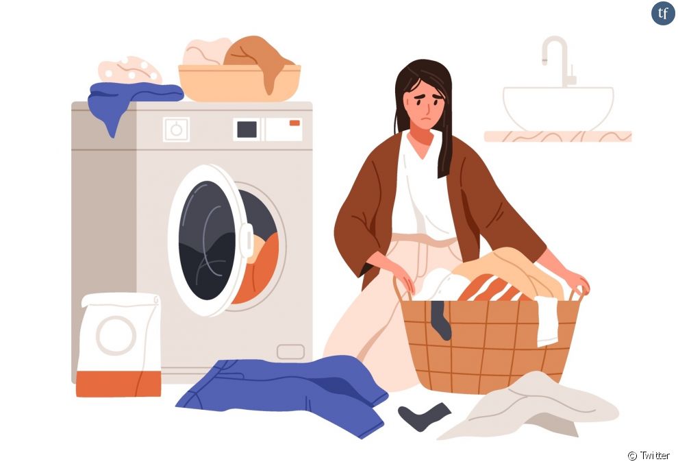 Une femme fait des lessives