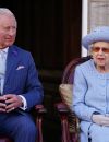  Cela, la reine Elizabeth II l'a toujours démontré avec ses fameux chapeaux, constituant une emblématique garde-robe. 
  
