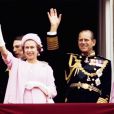 "Cette passion pour les chapeaux est le signe de l'époque durant laquelle la Queen a vu le jour plus que de son côté fashion victim"