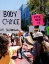 On peut aussi évoquer la révocation du droit à l'avortement par la Cour suprême des Etats-Unis, qui a eu des incidences dramatiques sur la vie des femmes.