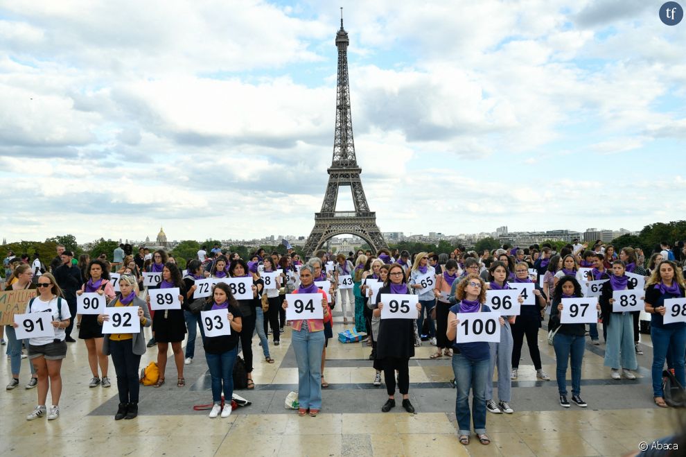 Une manifestation au Trocadéro à Paris organisée par le collectif féministe &quot;Nous Toutes&quot; pour dénoncer le 100e féminicide de l&#039;année, le 1er septembre 2019