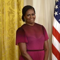 "Pas prêts" : Michelle Obama a dû lisser ses cheveux pour plaire aux Américains