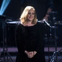 "On ne ressemble pas à ça" : Adele recadre une fan qui utilise un filtre pour une vidéo