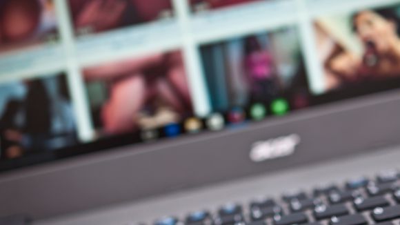 Comment lutter contre les deepfakes porn, ces montages obscènes qui pullulent sur le Net ?