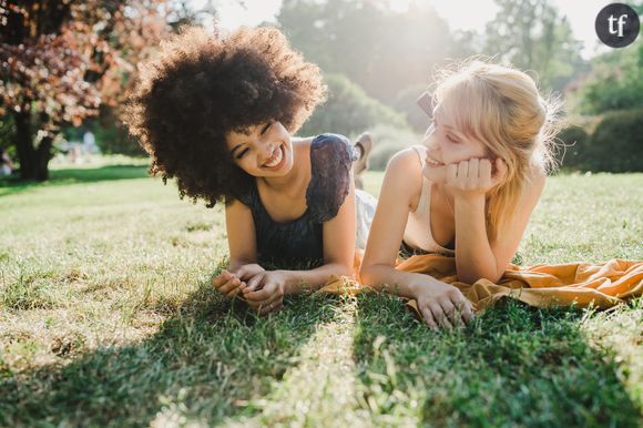 Une appli de dating a décidé de sensibiliser au consentement et aux gros "red flags" (et c'est important)