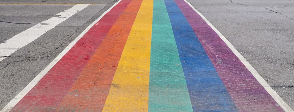"Pour vous donner mon témoignage, j'ai interviewé plusieurs acteurs qui cachaient leur homosexualité. Un notamment, souvent en premier rôle qui dit que s'il faisait son coming out on ne lui proposerait plus que des rôles de gay ".