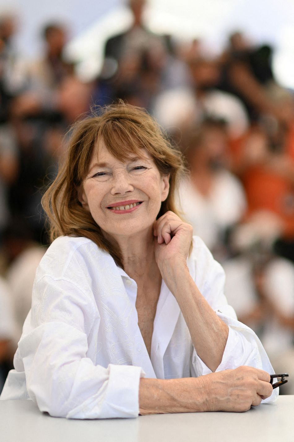 "J'ai peur du temps qui ne s'arrête pas, qui défile trop vite ".
Jane Birkin attending the Jane Par Charlotte Photocall as part of the 74th Cannes International Film Festival in Cannes, France on July 08, 2021. Photo by Aurore Marechal/ABACAPRESS.COM