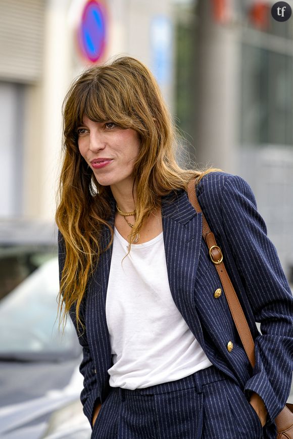 "Maman" : quand Lou Doillon évoque le deuil de sa mère Jane Birkin
Lou Doillon présente le film Boxes réalisé par sa mère Jane Birkin lors du festival Lumière 2023 à Lyon le 22 octobre 2023. © Sandrine Thesillat / Panoramic / Bestimage 