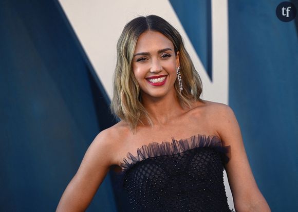 Icône de l'adolescence de bien des nostalgiques, Jessica Alba est également une mère de famille, et témoigne de ce quotidien jamais facile sans le moindre filtre. Sa parole pourrait en faire décomplexer plus d'une !