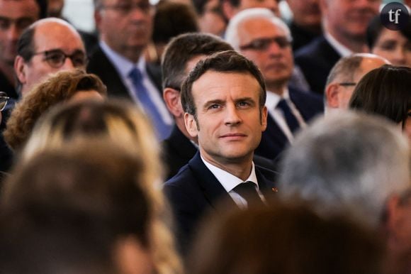 Lors de son discours présidentiel ce 16 janvier, Emmanuel Macron a déployé de nombreuses annonces et assertions. L'une d'entre elles a beaucoup fait réagir sur les réseaux sociaux : ses mots dédiés à la natalité. Et pas simplement car le président de la République a annoncé la création d'un "nouveau congé de naissance" en lieu et place du congé parental, un congé", affirme le chef de l'Etat, qui sera "mieux rémunéré"...