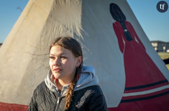 Elle Harris, membre de la nation de Long Plain, sur le camp de tipis installé près de la décharge de Prairie Green à Winnipeg, le 27 avril 2024