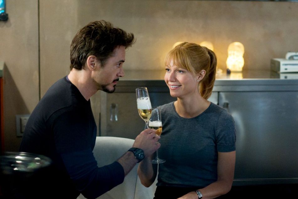 Gwyneth Paltrow amoureuse de son riche héritier Robert Downey Jr dans Iron Man