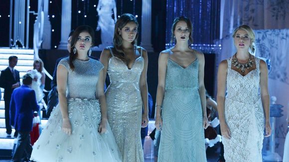 Pretty Little Liars saison 6 : une première bande-annonce effrayante