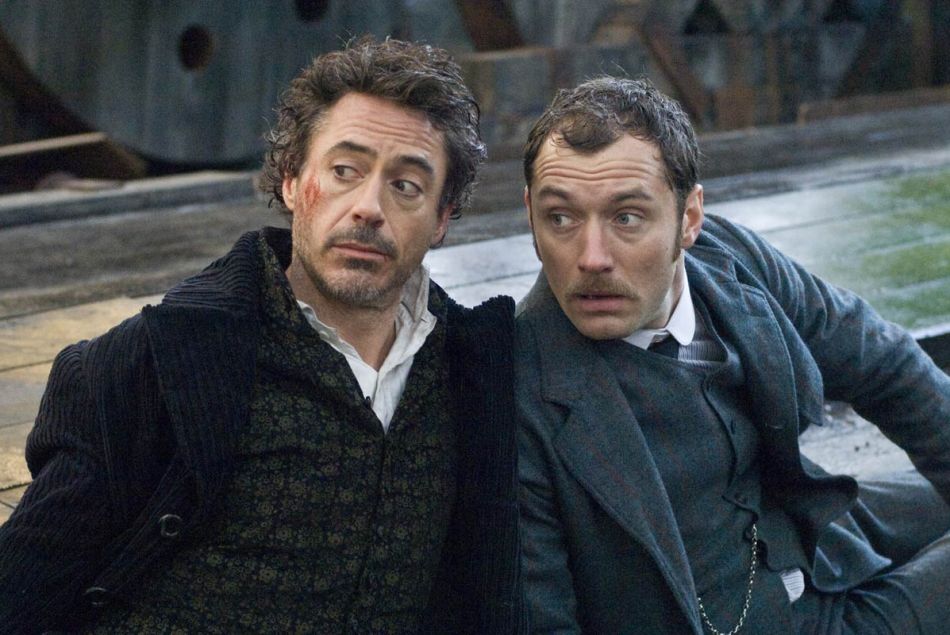 Robert Downey Jr. et Jude Law dans le film Sherlock Holmes.