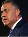  Le ministre australien des Finances, Joe Hockey, a annoncé, mardi 26 mai, qu'il allait saisir le gouvernement pour un réexamen du taux de TVA à 20% dite "taxe tampon", sur les tampons et serviettes en Australie. 