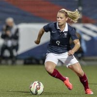 Coupe du monde féminine 2015 : revoir le but d'Eugénie Le Sommer en vidéo (France - Angleterre)