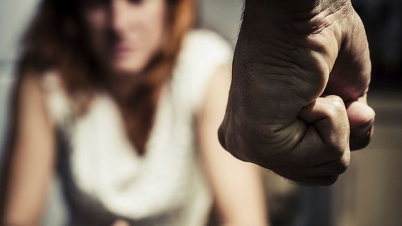 Morts violentes au sein du couple : 118 femmes décédées en 2014