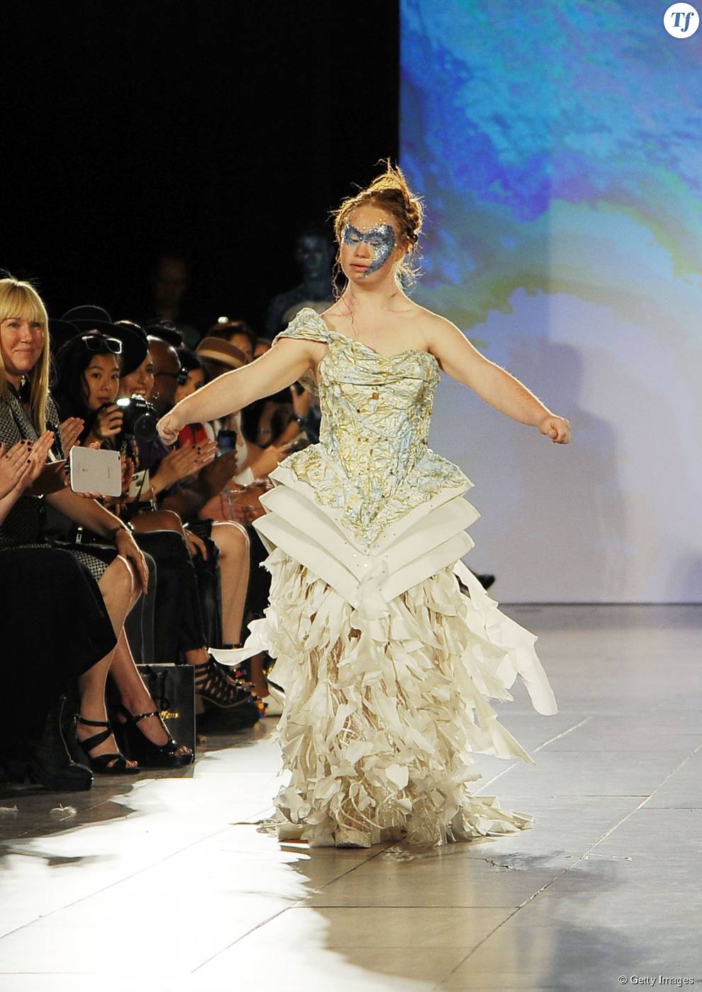 Madeline Stuart au défilé FTL Moda à la Fashion Week de New York.