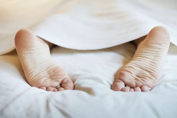 Insomnie Comment Vos Pieds Peuvent Vous Aider à Vous Endormir