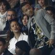 Ronaldo Luis Nazário de Lima, la chanteuse Rihanna, son frère Rajad Fenty, Anne Hidalgo - Rihanna assiste au match Psg-Marseille au Parc des Princes à Paris le 4 octobre 2015.  