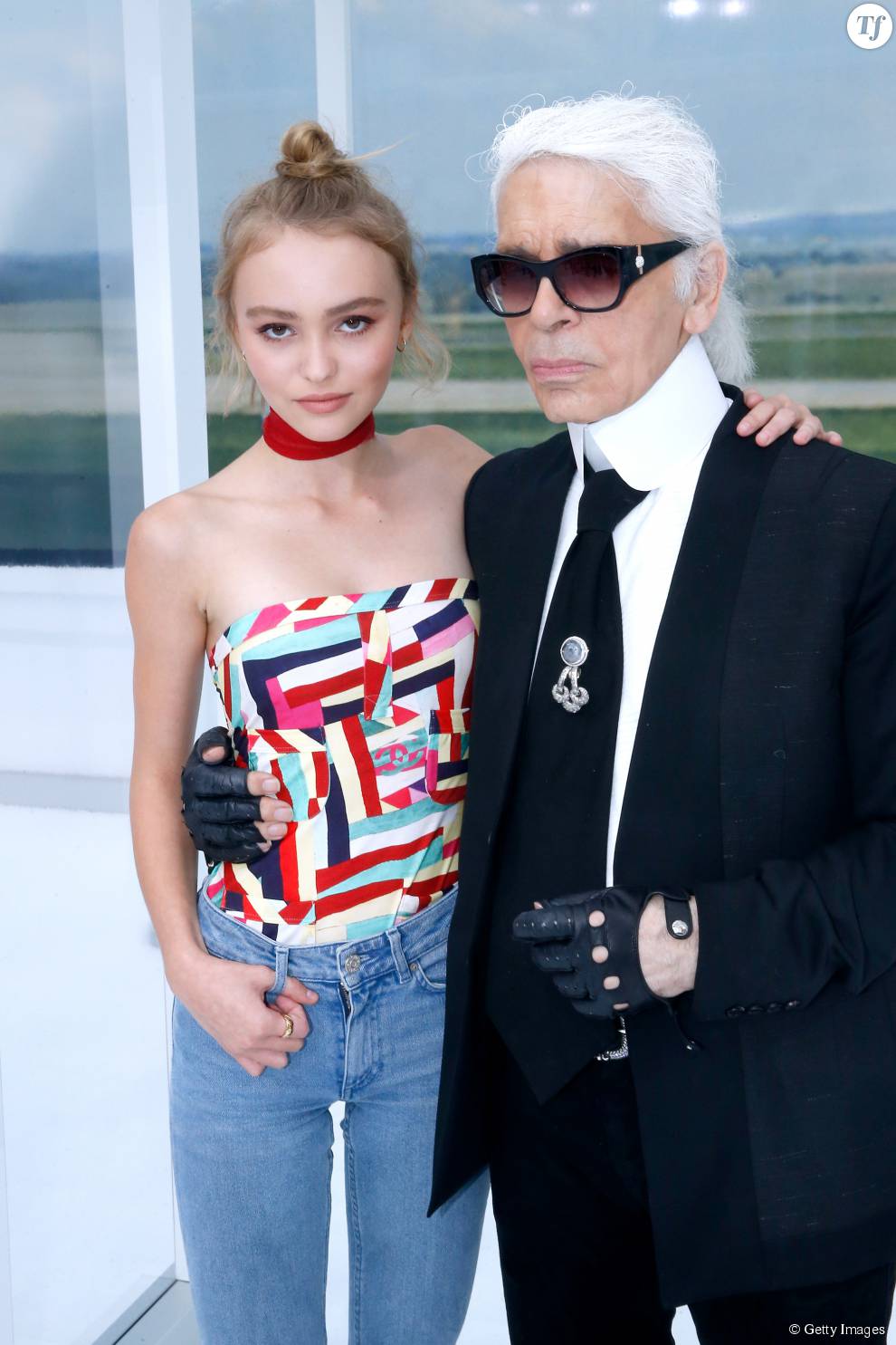 Lily-Rose Depp et Karl Lagerfeld.