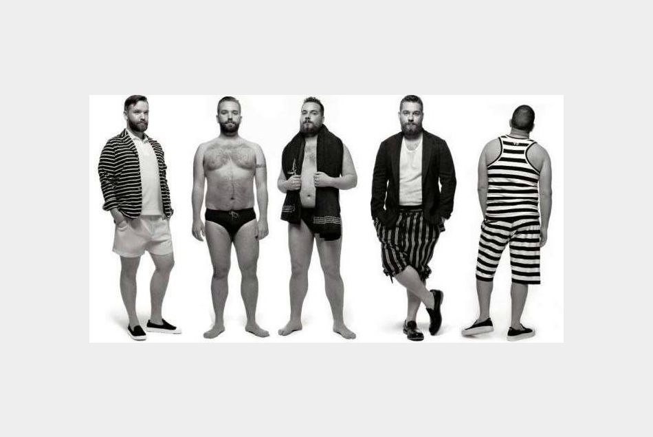 Des mannequins hommes "plus size" posent pour le journal "Fantastic Man" en mars 2010. Une grande première !