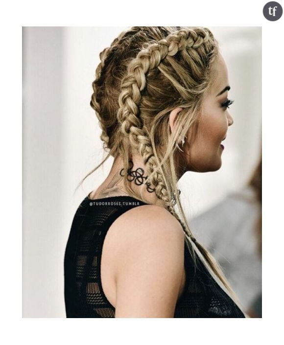 Rita Ora apprécie particulièrement les tresses cornrows