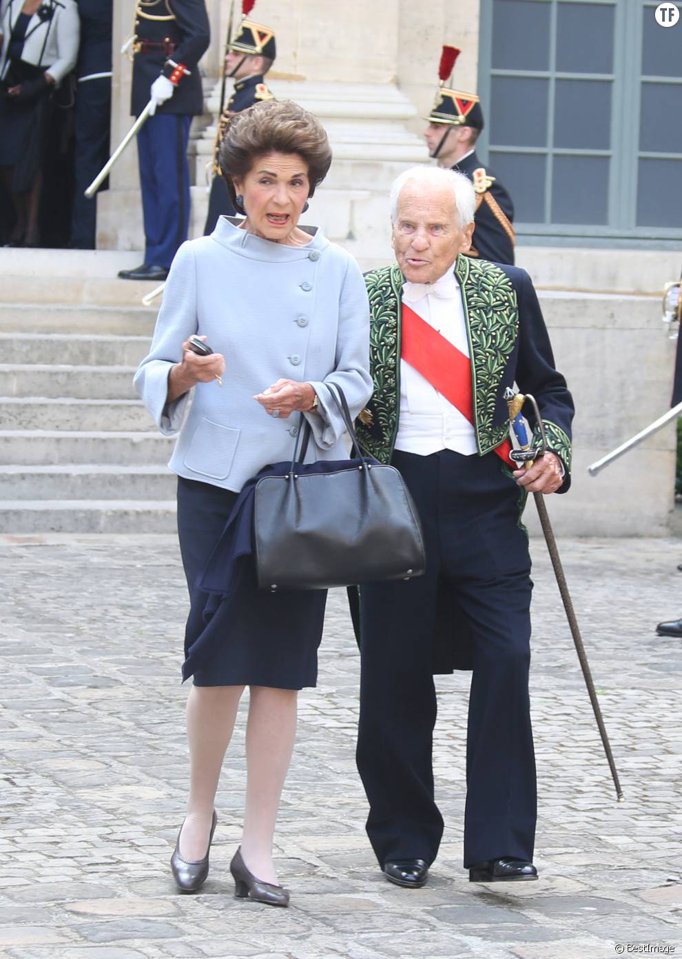   Jean D&#039;Ormesson et sa femme Françoise Beghin - Cérémonie d&#039;intronisation de Dany Laferrière à l&#039;Académie Française à Paris le 28 mai 2015.  