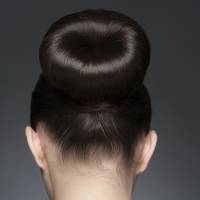 Tuto coiffure : comment faire un chignon boule ?