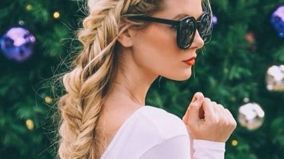 Pancaking : l'astuce coiffure magique pour donner du volume à une tresse