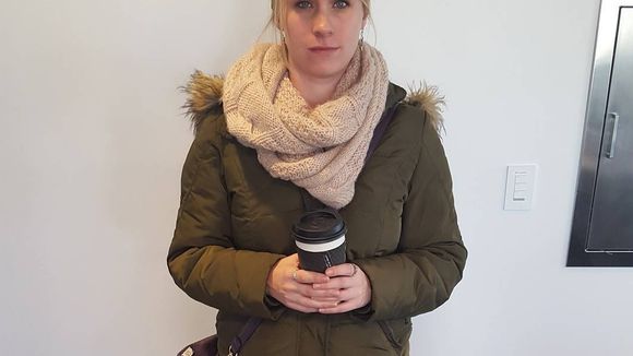 Harcèlement de rue : pourquoi le message de cette jeune femme en parka fait le tour du monde