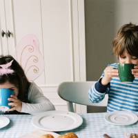 6 astuces futées pour mamans dont les enfants se lèvent (trop) tôt