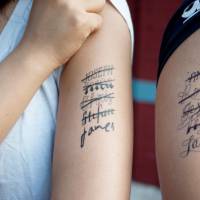 Comment se faire enlever un tatouage sans laser ?