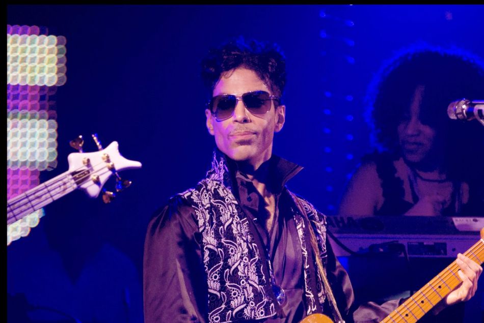 Prince sur scène en 2010