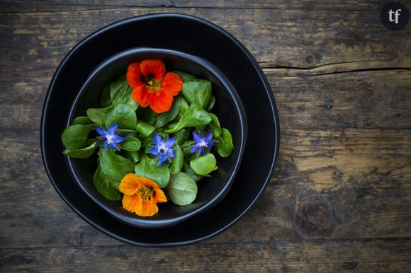 5 fleurs comestibles à préparer en salade 