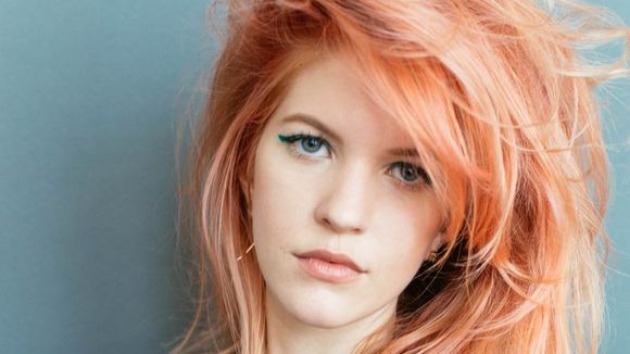 Les cheveux pêche, la coloration la plus tendance de l'automne 2016