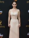 L'actrice Emilia Clarke à la 68ème cérémonie des Emmy Awards à Los Angeles, le 18 septembre 2016.