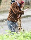 Brad Pitt et Marion Cotillard tournent une scène du prochain film de Robert Zemeckis, "Alliés", à Londres le 31 mars 2016