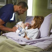 Grey's Anatomy saison 13 : Shonda Rhimes parle de l'avenir du couple April et Jackson (spoilers)