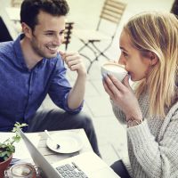 Les hommes seraient intimidés par les femmes intelligentes