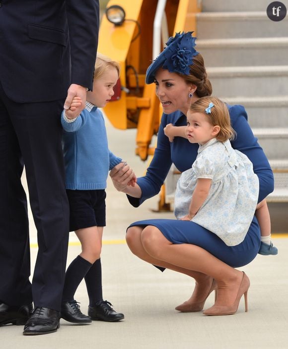 La duchesse de Cambridge pratiquant l'écoute active avec son petit Georges