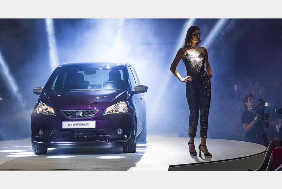 La SEAT Mii designée par Cosmopolitan : une voiture "pour les femmes" qui véhicule de jolis clichés sexistes