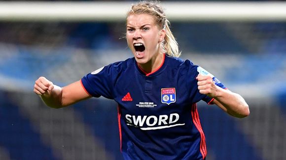 La Ballon d'or Ada Hegerberg tacle le sexisme de Martin Solveig