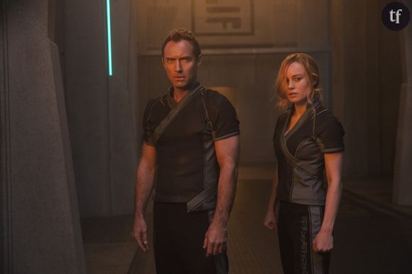 Jude Law et Brie Larson dans Captain Marvel