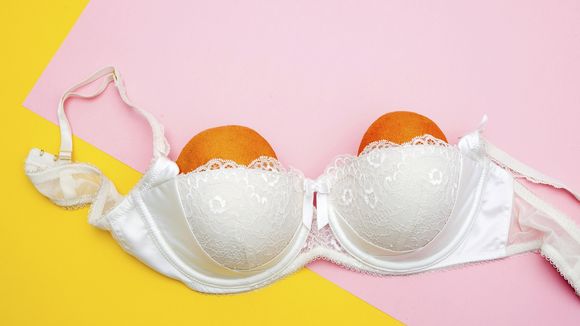 Porter un soutien-gorge : question de santé ou injonction sociale ?