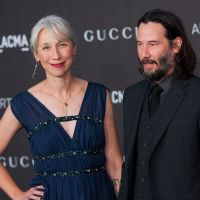 Oui, Keanu Reeves a une girlfriend de 46 ans : et alors ?