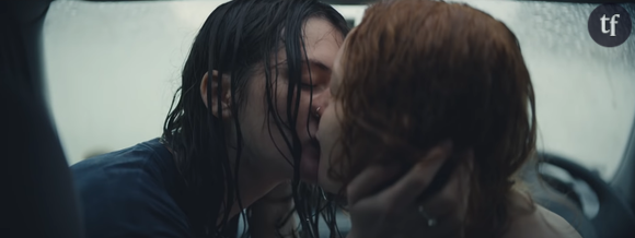 La nouvelle pub Clio met en scène un couple lesbien.