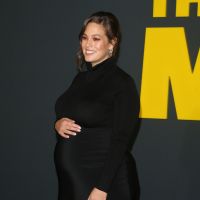 "Je change mes propres couches" : Ashley Graham se confie sur le quotidien post-partum