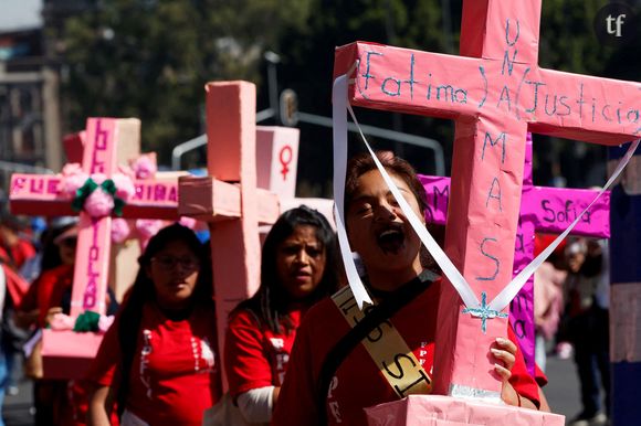 Les Mexicaines ont marché dans la rue en amont du 9 mars, journée de grève féminine